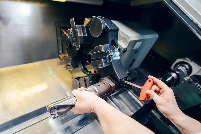 CNC draaibank binnen